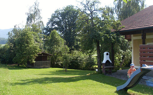 Gästehaus mit Ferienwohnungen in Bayern
